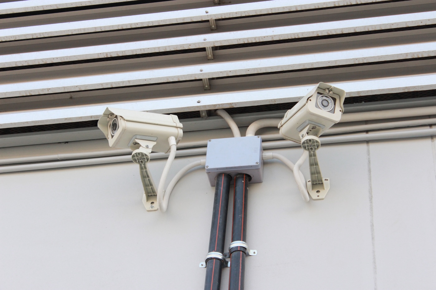 ระบบกล้องวงจรปิด (CCTV Surveillance)